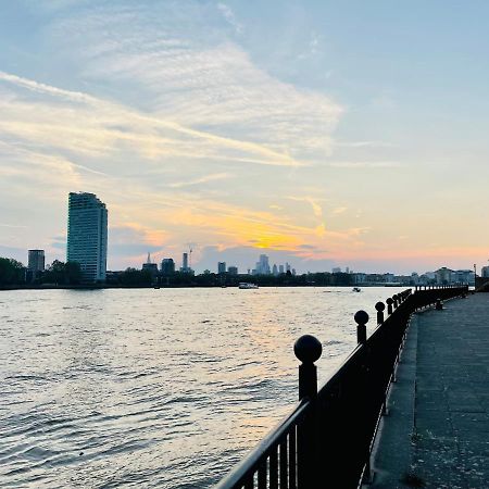 Riverside Premium Double Room Garden View E14 ลอนดอน ภายนอก รูปภาพ